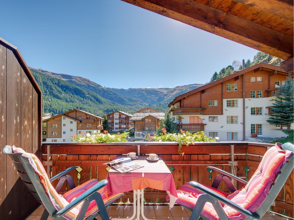 Apartment Aura Zermatt Room photo