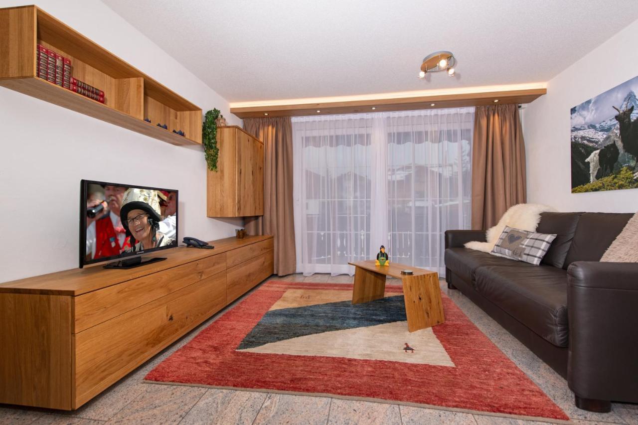 Apartment Aura Zermatt Exterior photo