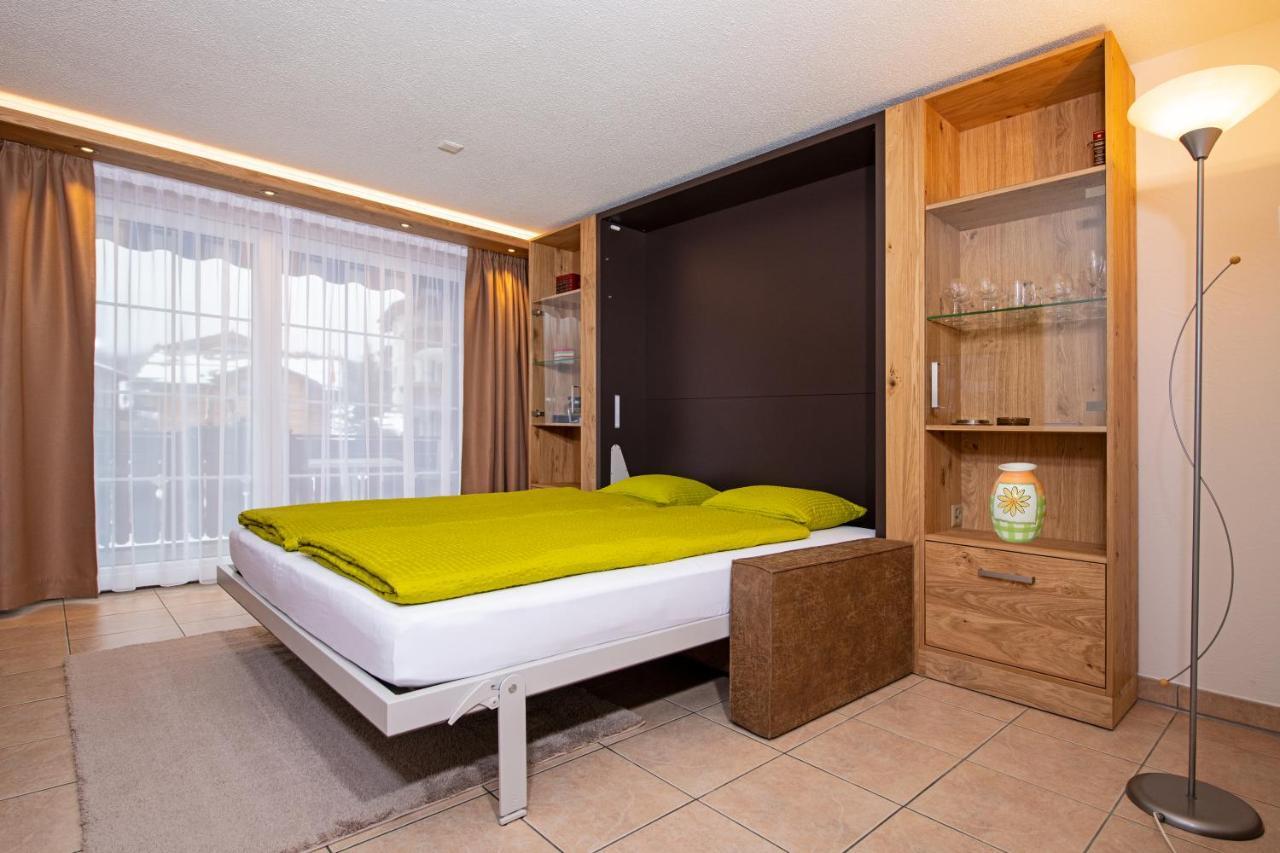 Apartment Aura Zermatt Exterior photo